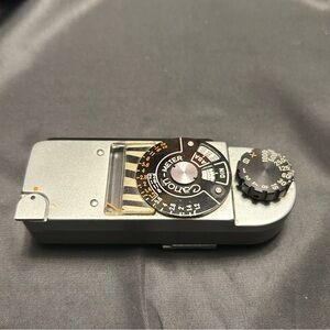 Canon Vintage Light Meter